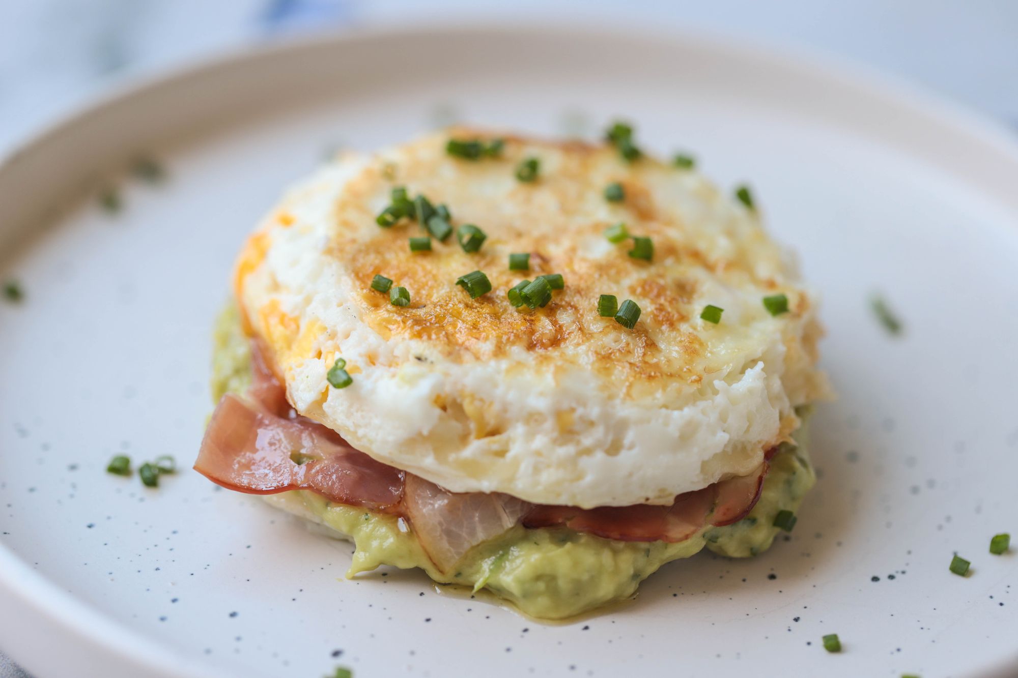 Bunless Bacon, Egg & Cheese Bun
