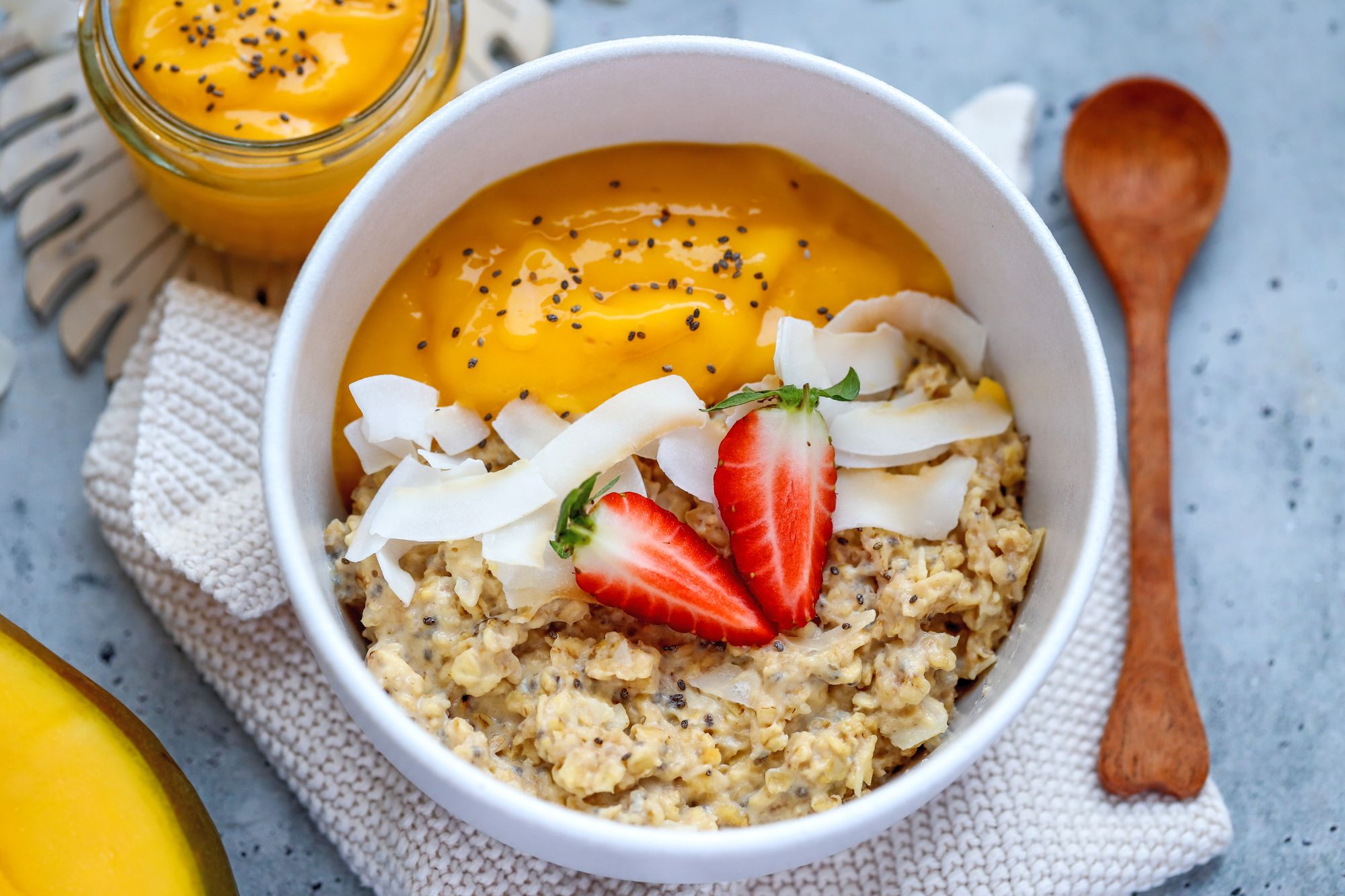 Creamy Protein Mango Oatmeal